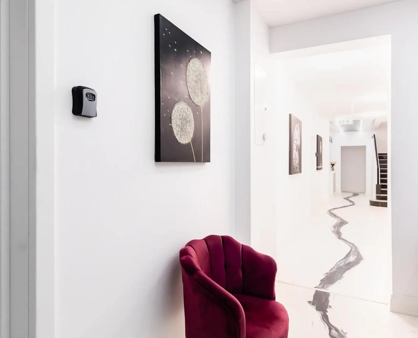 Bucharest Studios Milano Room 0*,